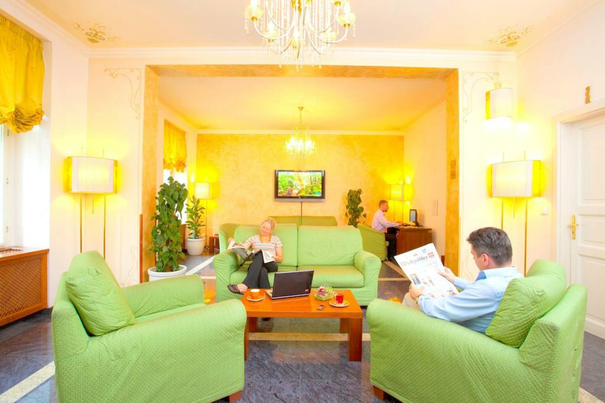 Louis Leger Hotel 4*