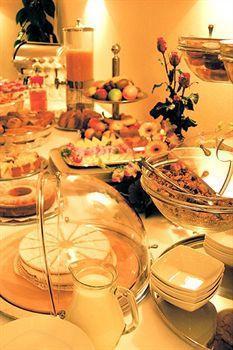 Louis Leger Hotel